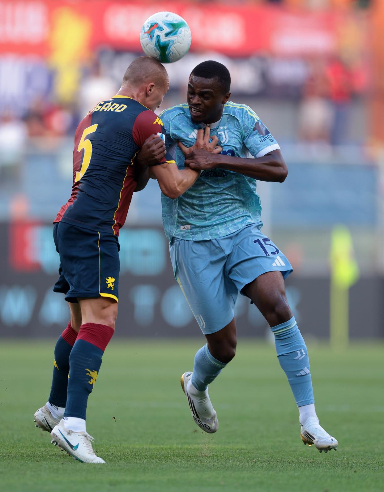 足总杯倒计时；尤文图斯国际比赛日主帅复盘；细节引发关注；话题不断；身体对抗强度拉满的简单介绍